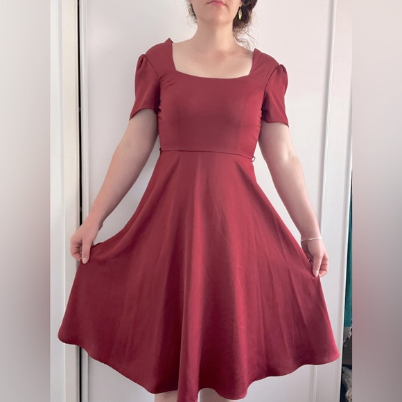 Review Dresses & Skirts - ✨Review ✨ Maroon Tea Dress